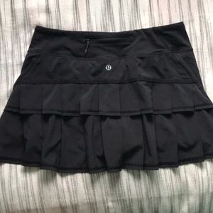 Lululemon pleated tennis and running skirt